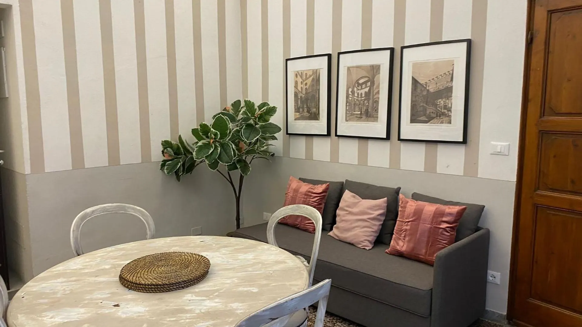 Proconsolo 9S Apartment Florence