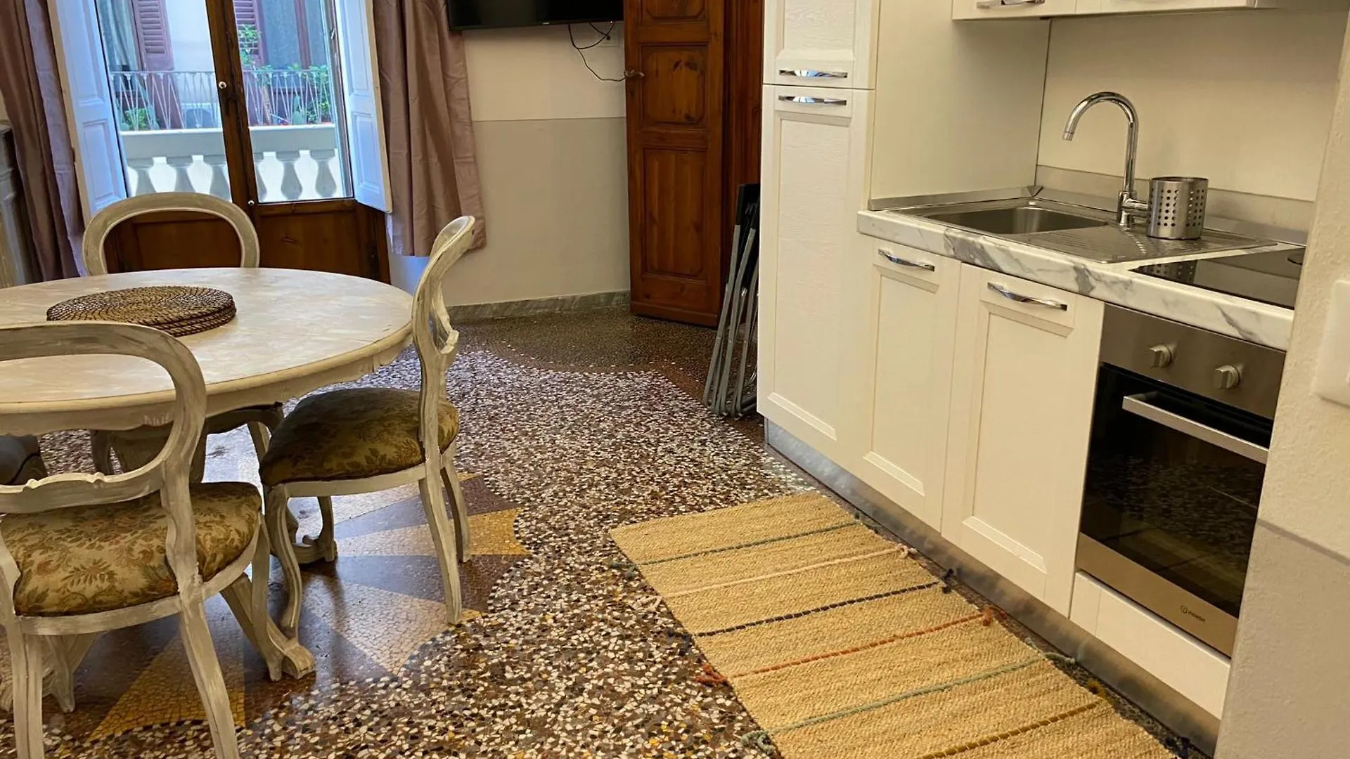 Proconsolo 9S Apartment Florence